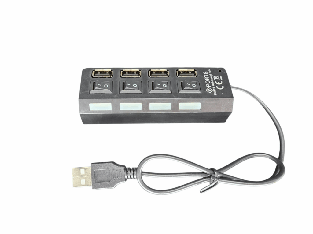 V3004 Plugdoos 4 USB plekken